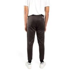 Sports Apparel Store -Sports Apparel Store Osa 11102003 1