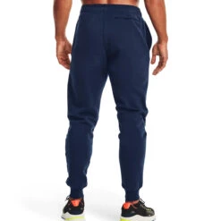 Sports Apparel Store -Sports Apparel Store Und 1357128 408 1